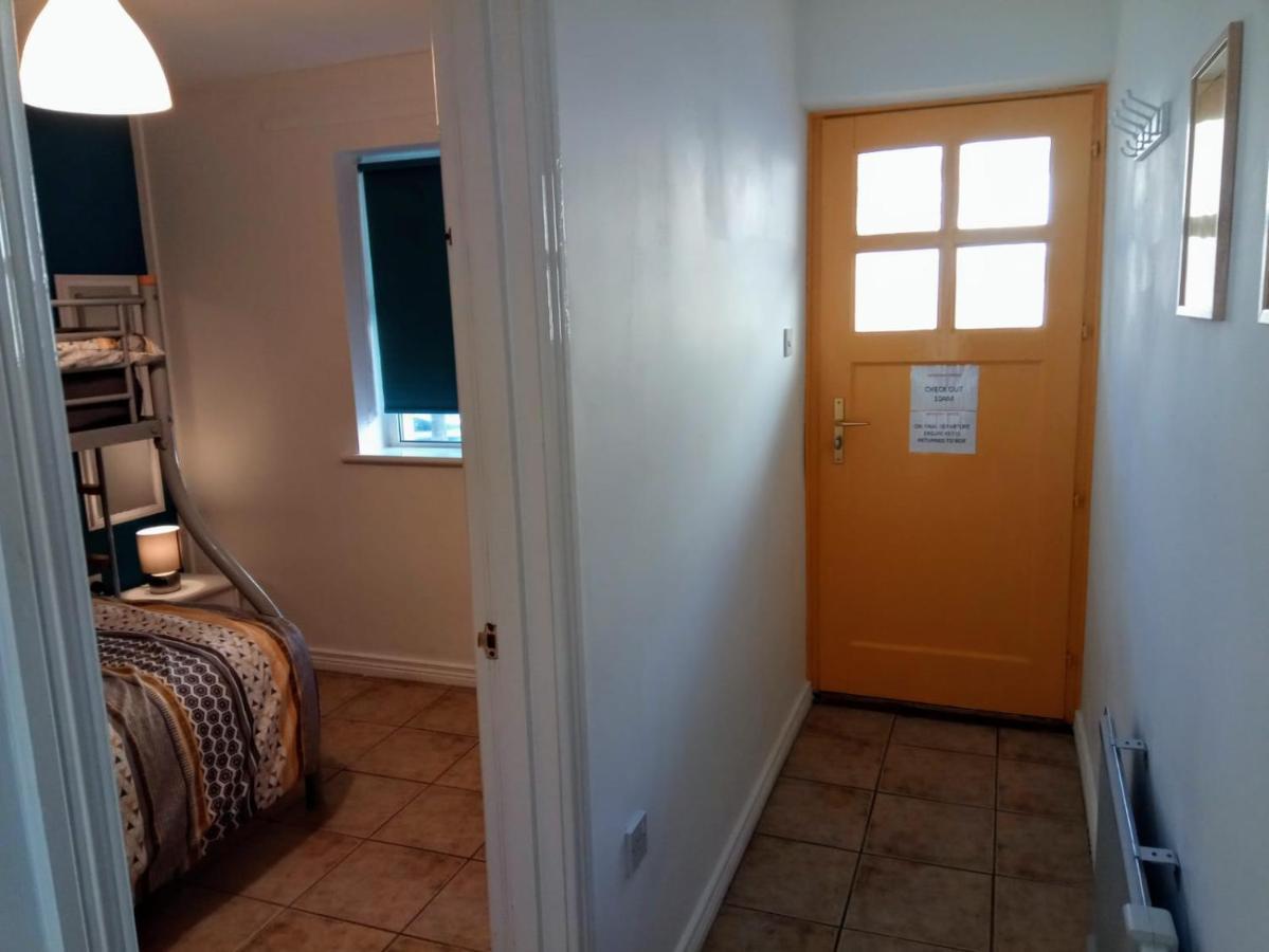 Beach Side Apartment バンドラン エクステリア 写真