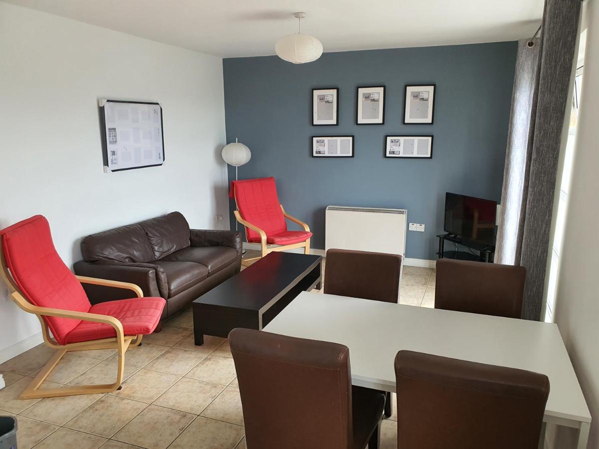 Beach Side Apartment バンドラン エクステリア 写真