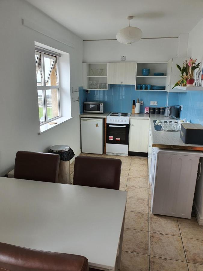 Beach Side Apartment バンドラン エクステリア 写真