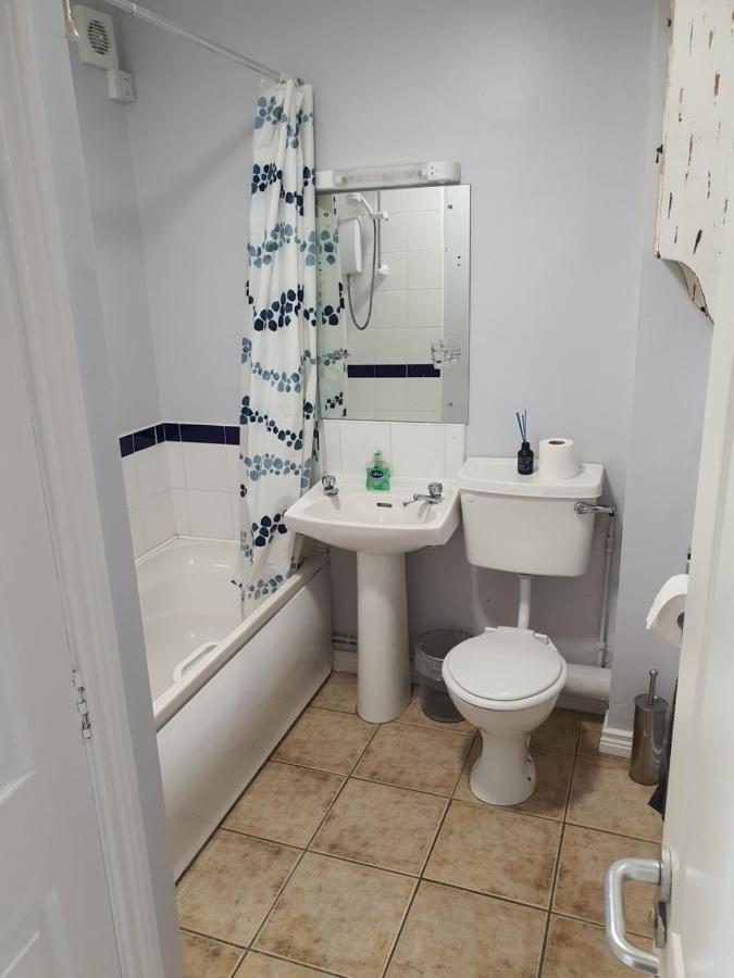 Beach Side Apartment バンドラン エクステリア 写真